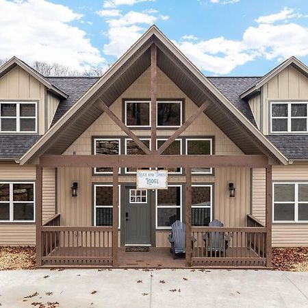 Rock And Timber Lodge ブランソン エクステリア 写真