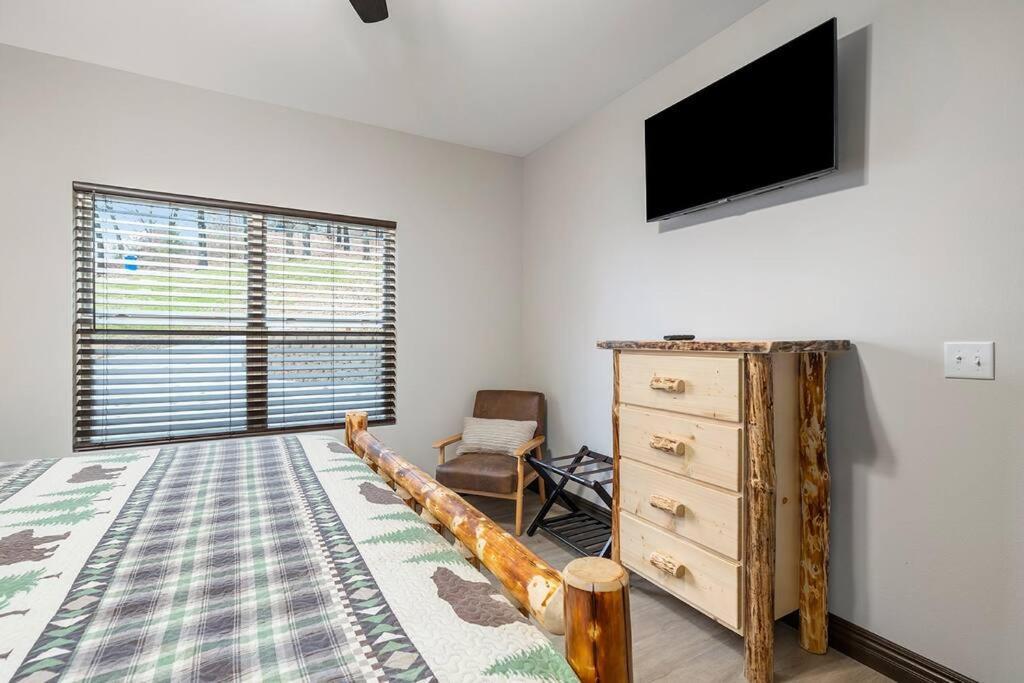 Rock And Timber Lodge ブランソン エクステリア 写真